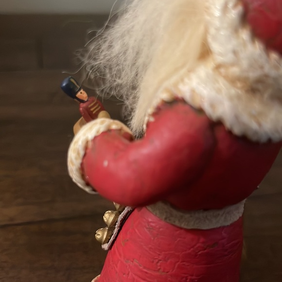 2003 Vintage Gifts For Everyone Hallmark Ornament - Picture 7 of 7